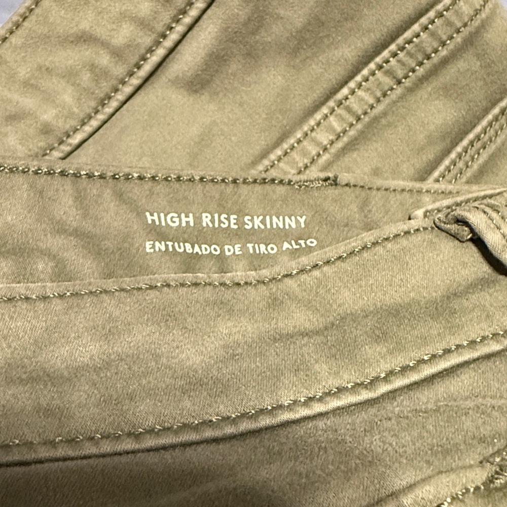 Universal Thread Green High-Rise Skinny Button-Fly Pants - Picture 6 of 6